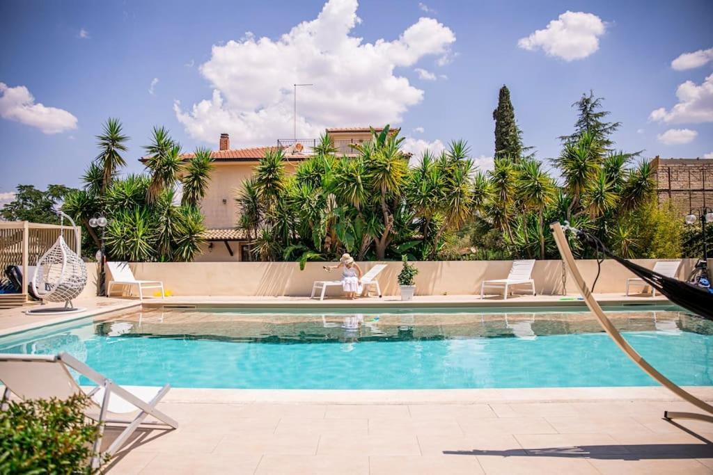 Villa Laoconte Piscina, Jacuzzi E Biliardo Canicattì Buitenkant foto