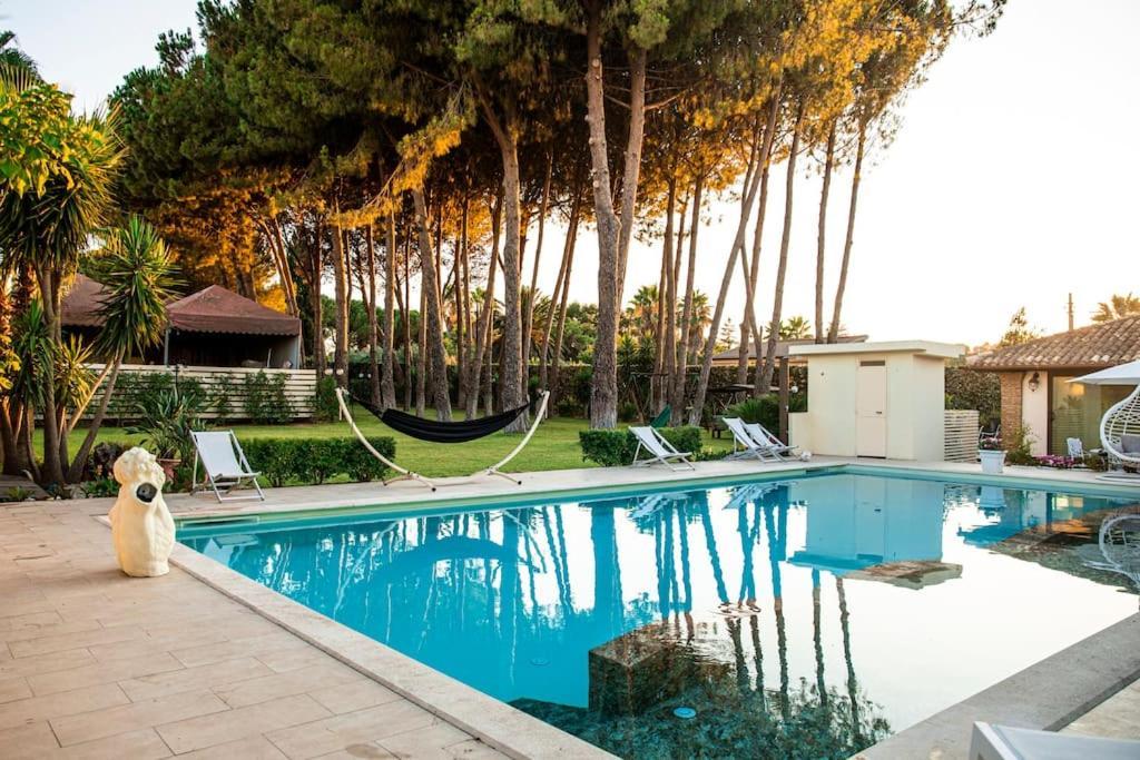 Villa Laoconte Piscina, Jacuzzi E Biliardo Canicattì Buitenkant foto