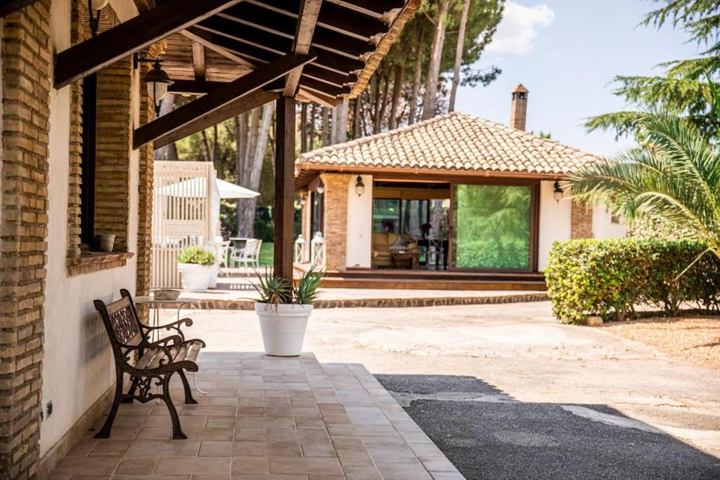 Villa Laoconte Piscina, Jacuzzi E Biliardo Canicattì Buitenkant foto